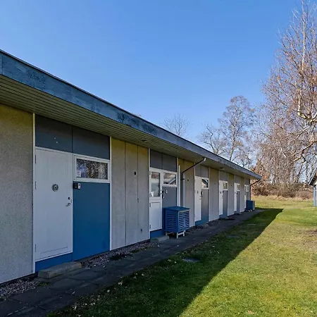 Dueodde Feriepark Апартаменты *