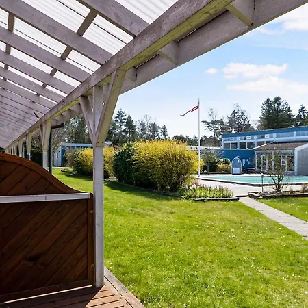 Dueodde Feriepark Апартаменты